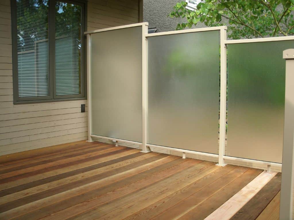 privacy screen outdoor