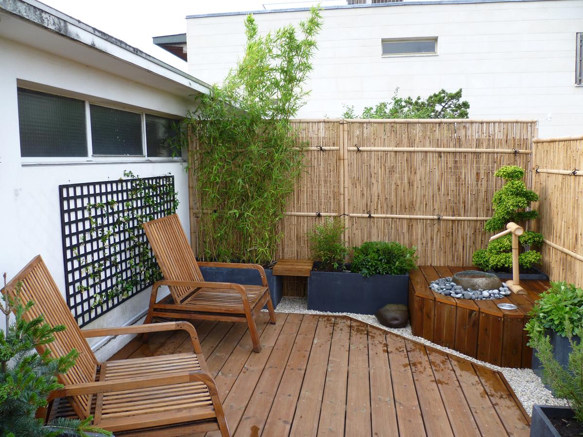 outdoor privacy screen