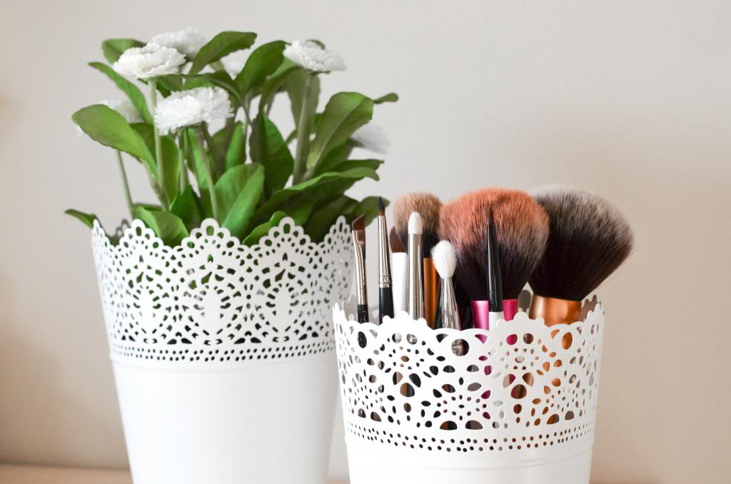 Design Makeup Storage