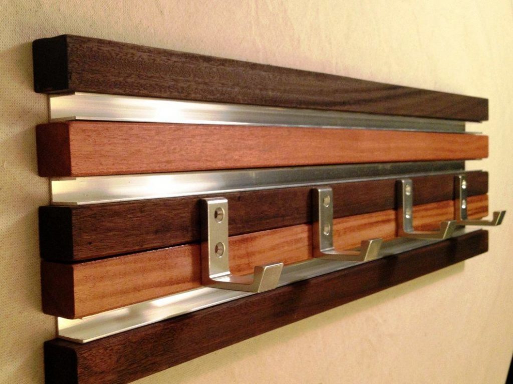 25 Simple And Easy DIY Hat Rack Inspiration 15-best-hat-rack-ideas-for-your-lovely-room-pros-cons-diy-hat-rack