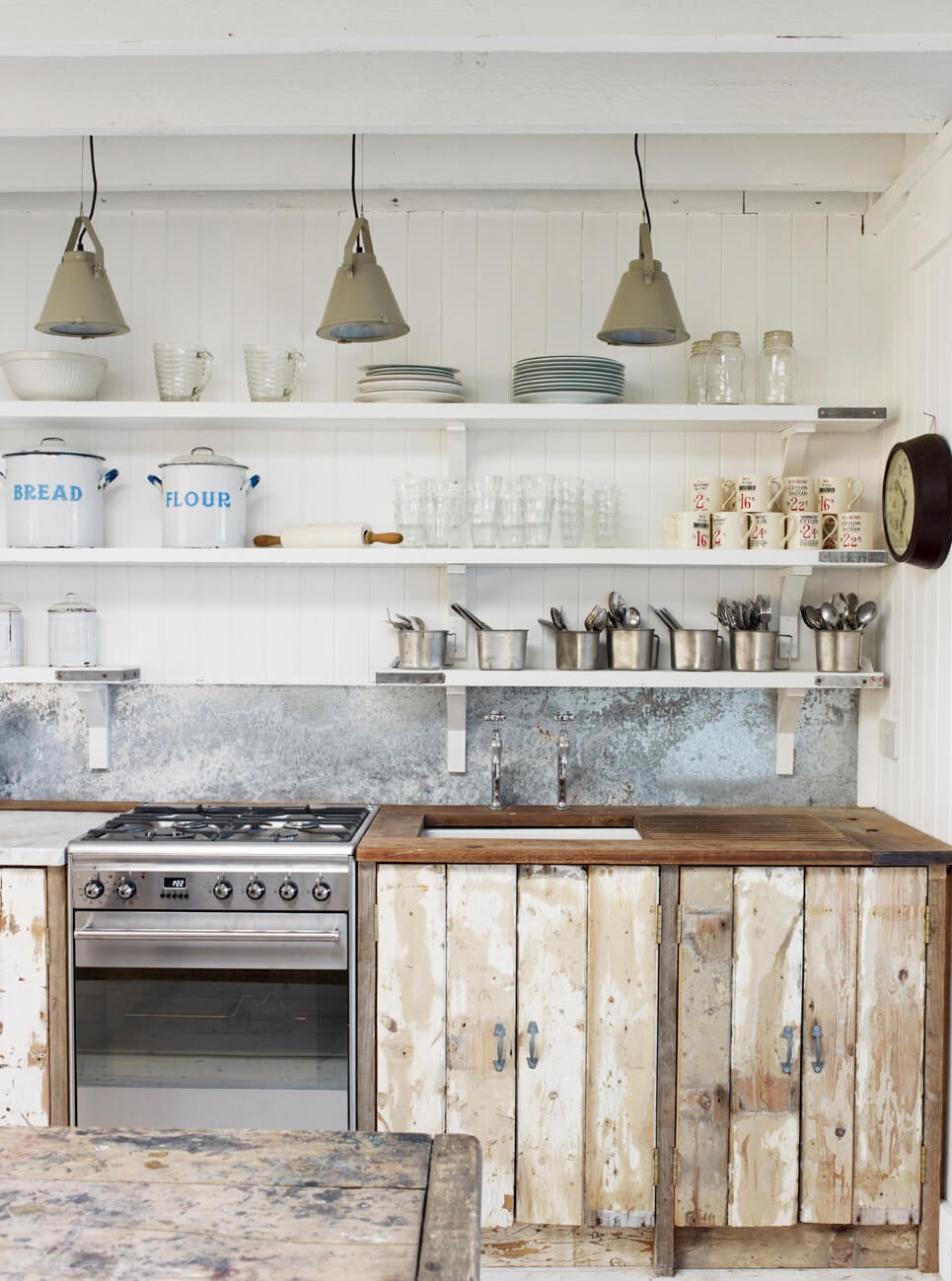 27 Gorgeous Rustic Kitchen Cabinets Ideas To Build This Year