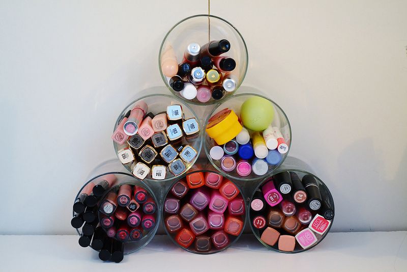 Design Makeup Storage