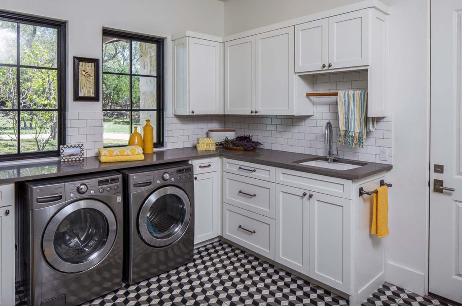 organizing a laundry room ideas