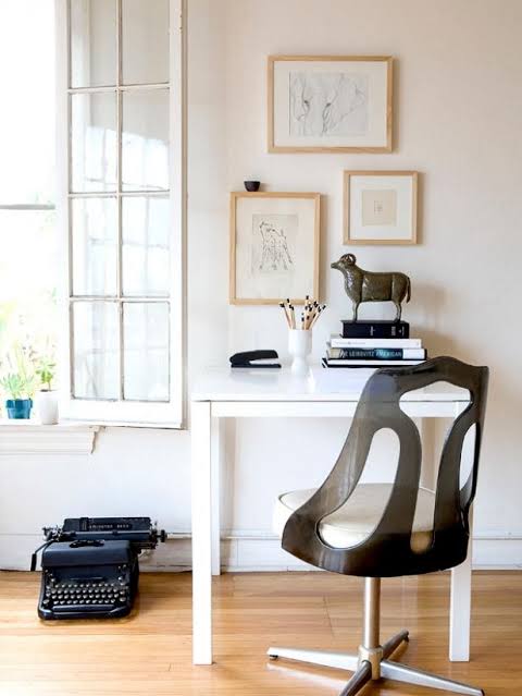 25 Attractive Desk For Small Spaces Design