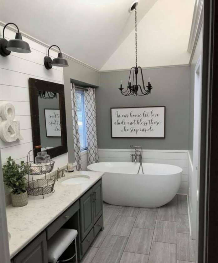 35-mesmerizing-farmhouse-bathroom-decor-for-your-home