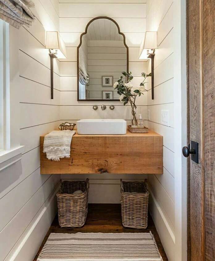 35 Mesmerizing Farmhouse Bathroom Decor For Your Home