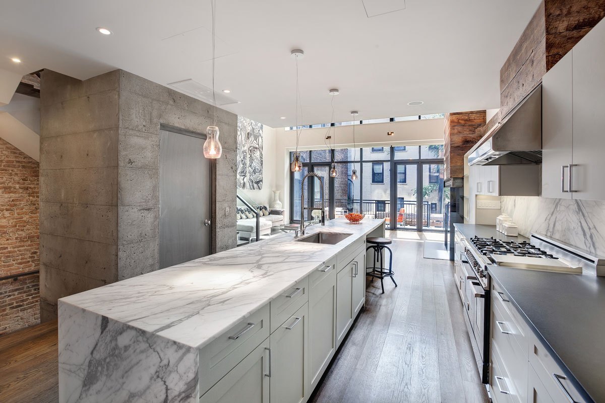 luxury kitchen backsplash