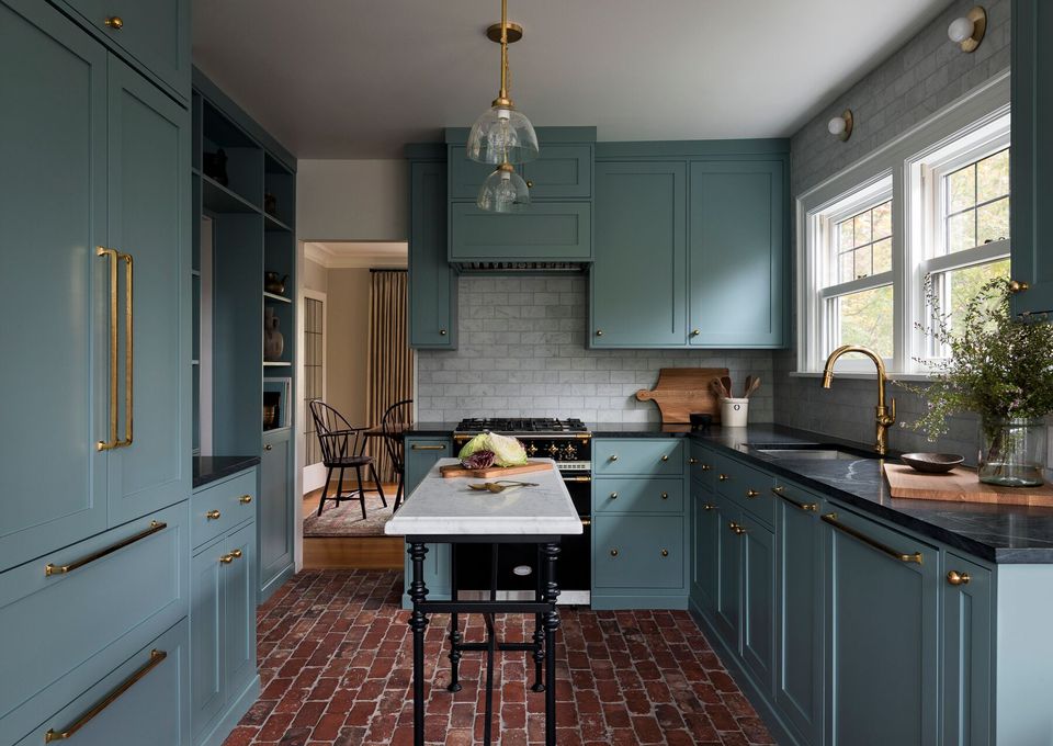 installing a kitchen island