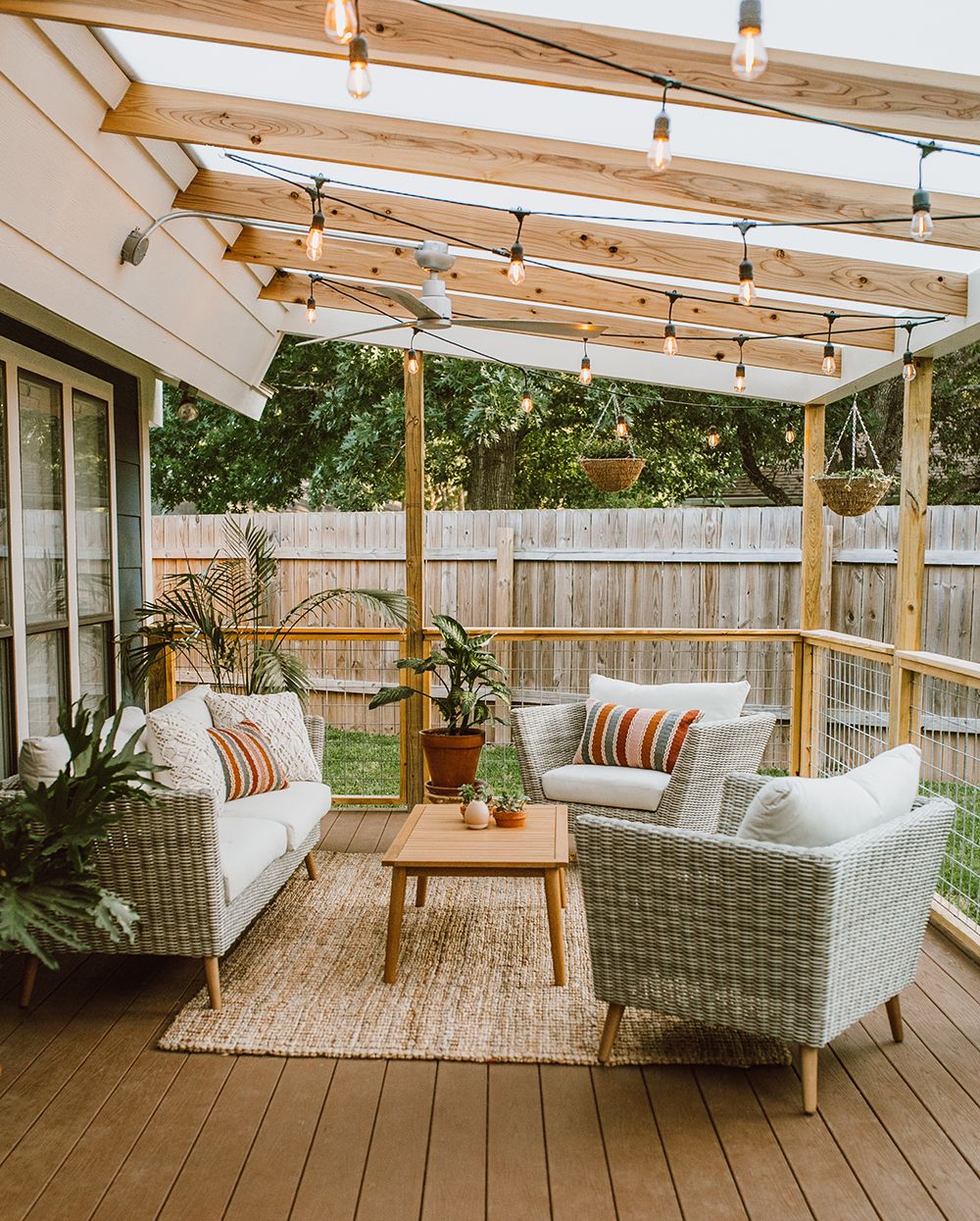 25-inspiring-small-deck-ideas-for-your-backyard