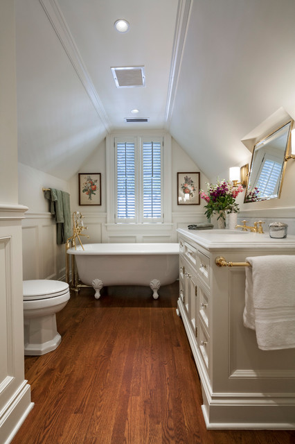 Bathroom with Wooden Floor