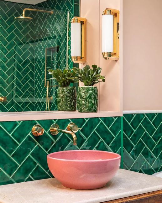  Bathroom with Chevron-Laid Tiles