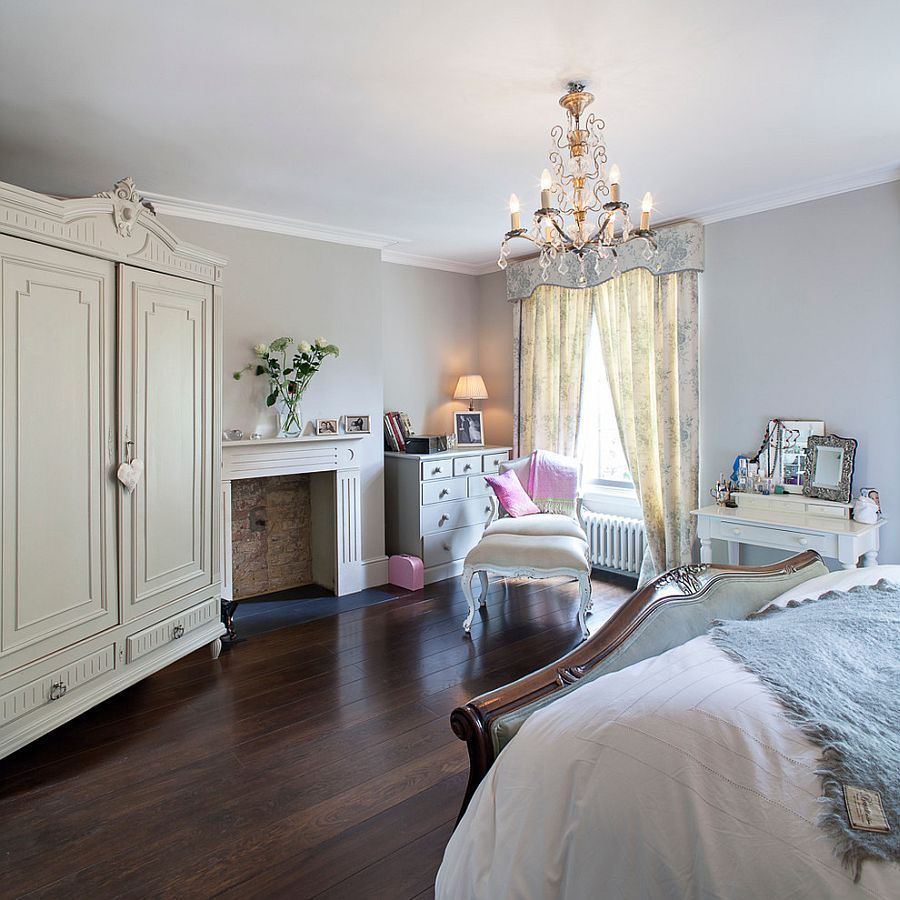 victorian bedroom