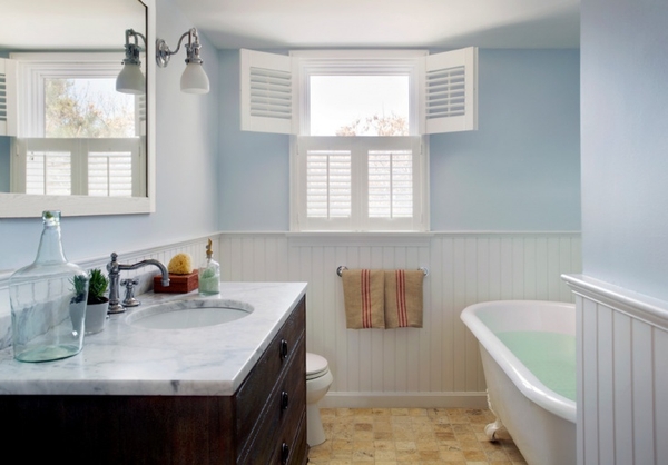 Bathroom and Ceramic Tile